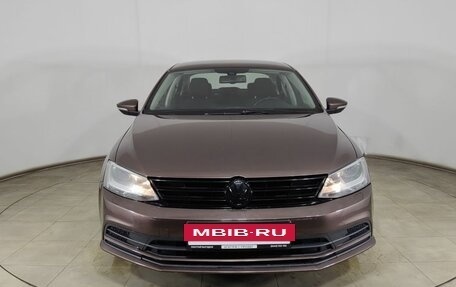 Volkswagen Jetta VI, 2015 год, 1 050 000 рублей, 2 фотография