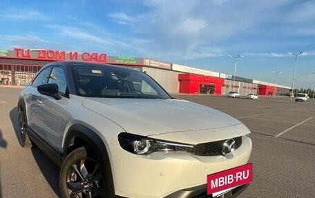 Mazda MX-30, 2020 год, 2 200 000 рублей, 2 фотография