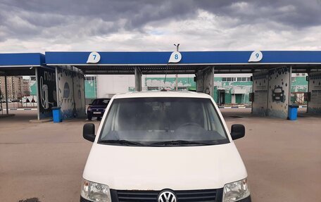 Volkswagen Transporter T5 рестайлинг, 2006 год, 1 050 000 рублей, 1 фотография