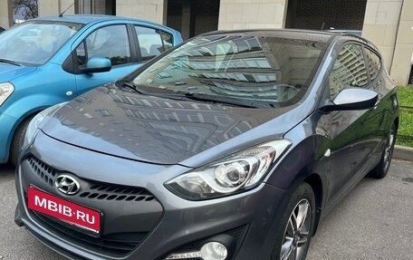 Hyundai i30 II рестайлинг, 2015 год, 920 000 рублей, 1 фотография