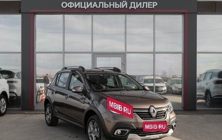Renault Sandero II рестайлинг, 2019 год, 1 065 000 рублей, 1 фотография