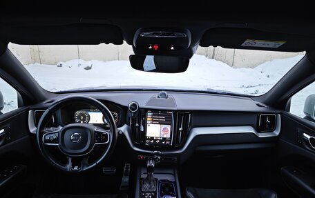 Volvo XC60 II, 2019 год, 3 700 000 рублей, 25 фотография