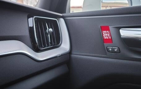 Volvo XC60 II, 2019 год, 3 700 000 рублей, 29 фотография