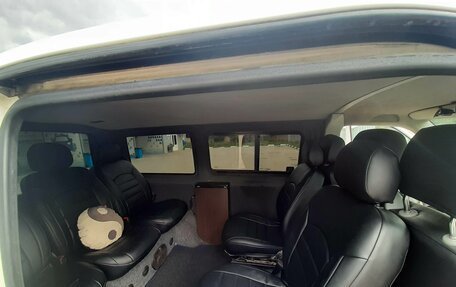 Volkswagen Transporter T5 рестайлинг, 2006 год, 1 050 000 рублей, 7 фотография