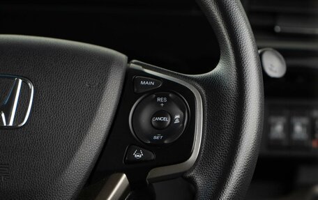 Honda Stepwgn IV, 2019 год, 1 998 055 рублей, 13 фотография