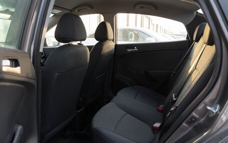 Hyundai Solaris II рестайлинг, 2016 год, 1 300 000 рублей, 19 фотография