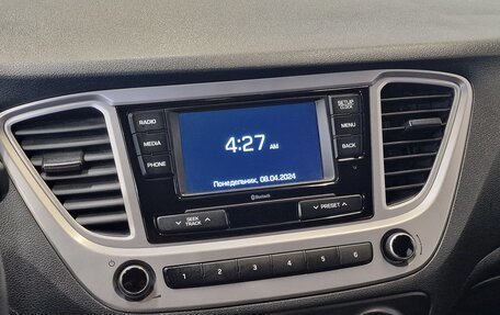 Hyundai Solaris II рестайлинг, 2021 год, 1 340 000 рублей, 10 фотография