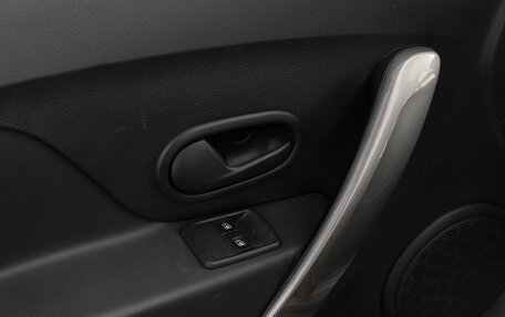 Renault Sandero II рестайлинг, 2019 год, 1 065 000 рублей, 14 фотография