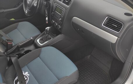 Volkswagen Jetta VI, 2013 год, 829 000 рублей, 16 фотография