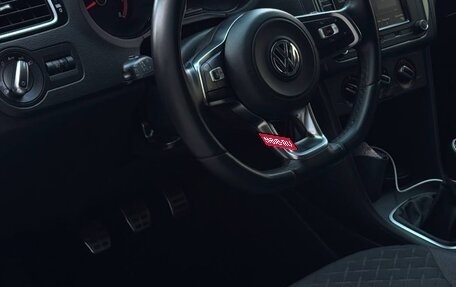 Volkswagen Polo VI (EU Market), 2018 год, 1 300 000 рублей, 2 фотография