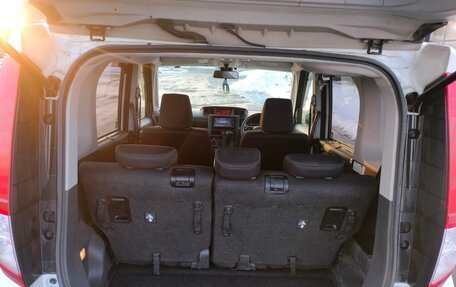 Toyota Roomy I, 2017 год, 820 000 рублей, 7 фотография