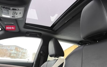 Lexus RX IV рестайлинг, 2019 год, 5 000 000 рублей, 14 фотография