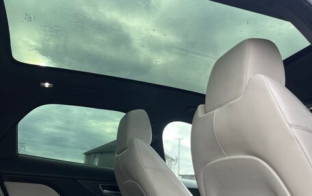 Jaguar F-Pace, 2016 год, 1 777 777 рублей, 17 фотография