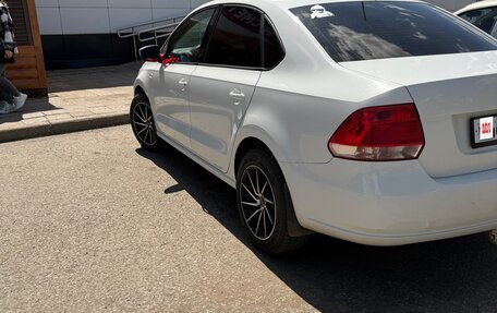 Volkswagen Polo VI (EU Market), 2013 год, 700 000 рублей, 3 фотография