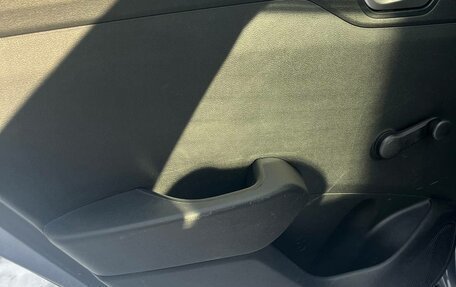 Hyundai Solaris II рестайлинг, 2018 год, 1 050 000 рублей, 11 фотография