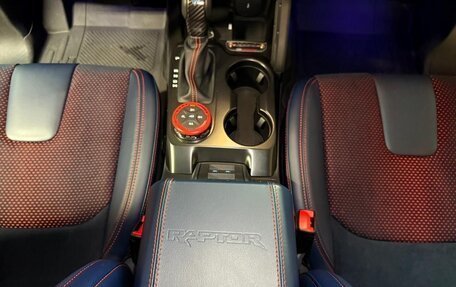 Ford Bronco, 2025 год, 16 000 000 рублей, 26 фотография