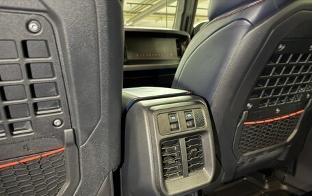 Ford Bronco, 2025 год, 16 000 000 рублей, 34 фотография