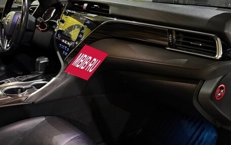 Toyota Camry, 2018 год, 2 970 000 рублей, 20 фотография