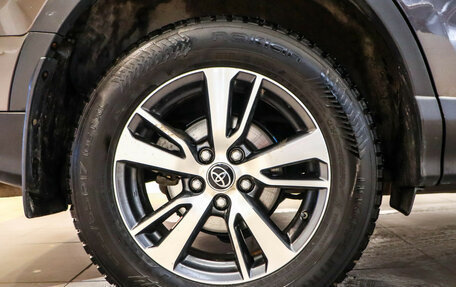 Toyota RAV4, 2019 год, 2 550 000 рублей, 23 фотография