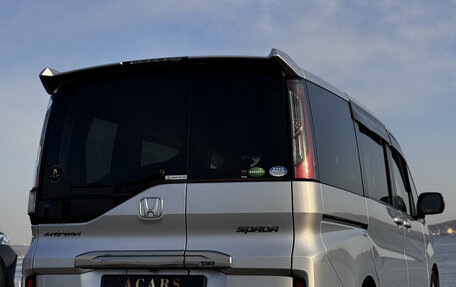 Honda Stepwgn IV, 2019 год, 1 950 000 рублей, 13 фотография