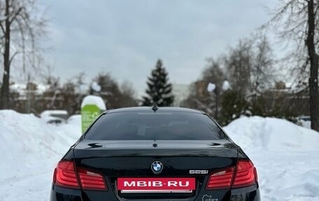 BMW 5 серия, 2011 год, 1 670 000 рублей, 6 фотография