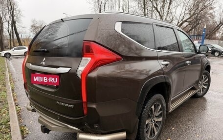 Mitsubishi Pajero Sport III рестайлинг, 2019 год, 3 600 000 рублей, 2 фотография