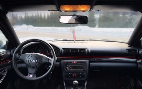 Audi A4, 1999 год, 500 000 рублей, 12 фотография