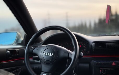 Audi A4, 1999 год, 500 000 рублей, 13 фотография