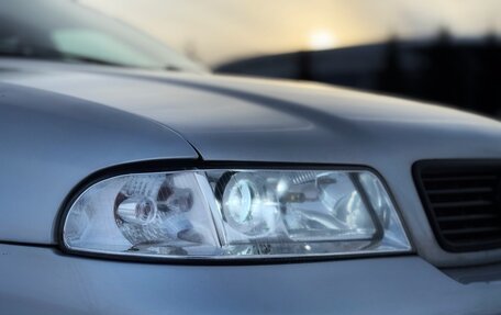 Audi A4, 1999 год, 500 000 рублей, 8 фотография