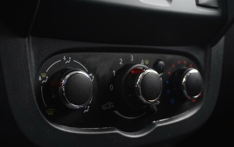 Renault Duster I рестайлинг, 2017 год, 1 230 000 рублей, 20 фотография