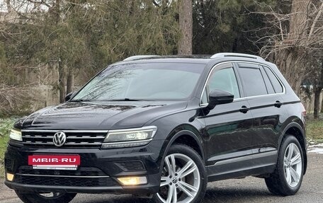 Volkswagen Tiguan II, 2017 год, 2 620 000 рублей, 2 фотография