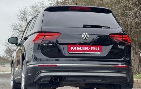 Volkswagen Tiguan II, 2017 год, 2 620 000 рублей, 5 фотография