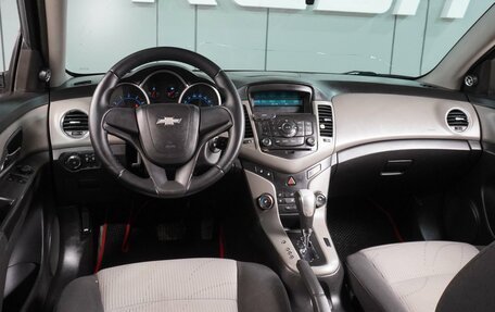 Chevrolet Cruze II, 2012 год, 769 000 рублей, 6 фотография