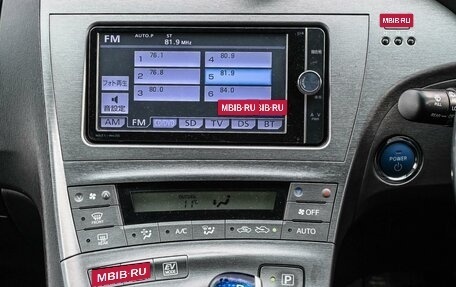 Toyota Prius, 2014 год, 1 099 000 рублей, 18 фотография