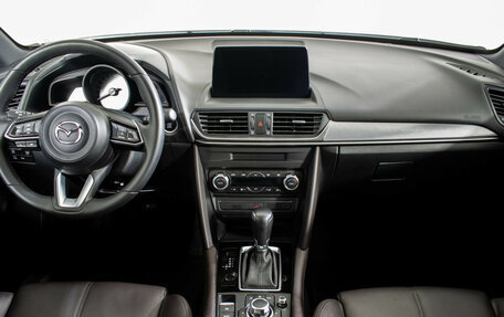 Mazda CX-4, 2023 год, 3 120 000 рублей, 12 фотография