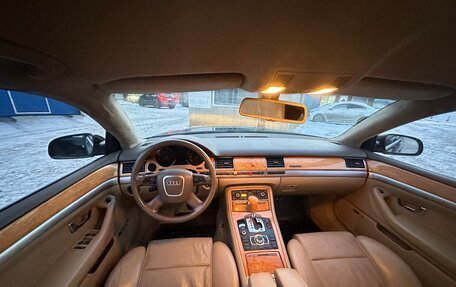 Audi A8, 2004 год, 1 320 000 рублей, 9 фотография