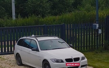 BMW 3 серия, 2007 год, 1 290 000 рублей, 11 фотография