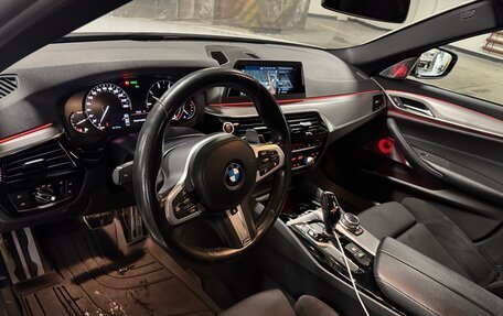 BMW 5 серия, 2018 год, 3 250 000 рублей, 11 фотография