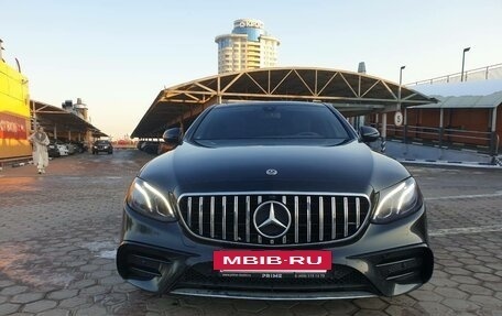 Mercedes-Benz E-Класс, 2020 год, 3 250 000 рублей, 4 фотография