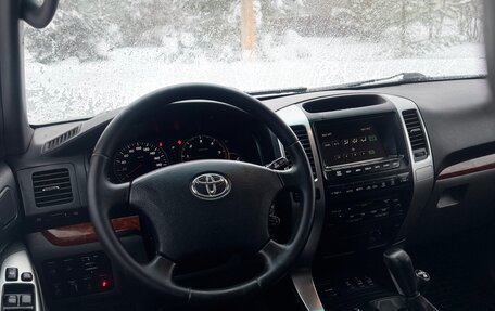 Toyota Land Cruiser Prado 120 рестайлинг, 2004 год, 1 393 000 рублей, 20 фотография