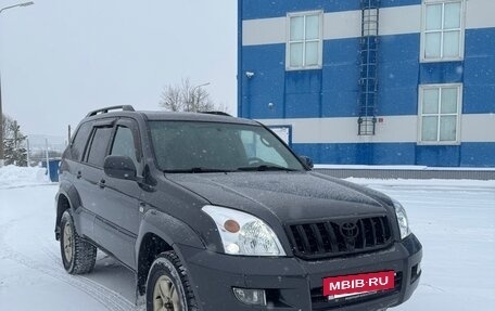 Toyota Land Cruiser Prado 120 рестайлинг, 2004 год, 1 393 000 рублей, 10 фотография
