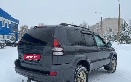 Toyota Land Cruiser Prado 120 рестайлинг, 2004 год, 1 393 000 рублей, 7 фотография