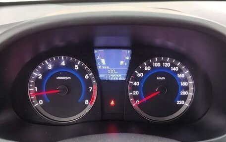 Hyundai Solaris II рестайлинг, 2012 год, 880 000 рублей, 6 фотография