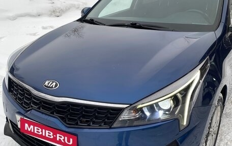 KIA Rio IV, 2021 год, 2 000 000 рублей, 2 фотография