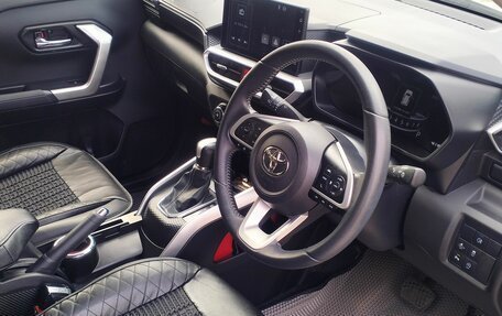 Toyota Raize I, 2021 год, 1 750 000 рублей, 10 фотография