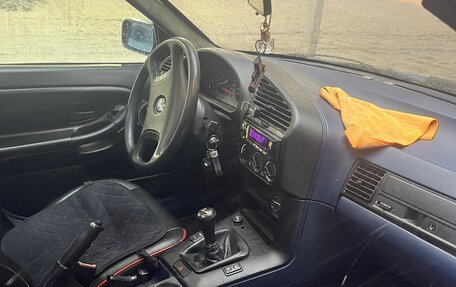 BMW 3 серия, 1991 год, 250 000 рублей, 7 фотография