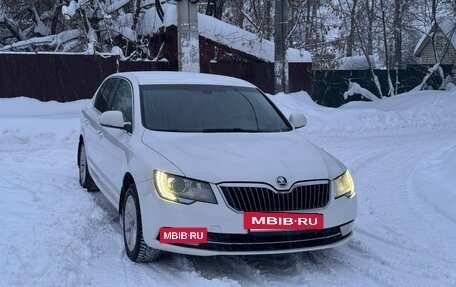 Skoda Superb III рестайлинг, 2013 год, 1 100 000 рублей, 2 фотография