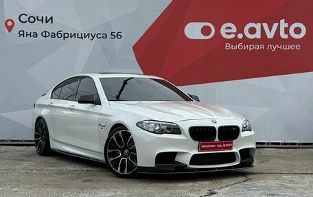 BMW 5 серия, 2011 год, 2 290 000 рублей, 3 фотография