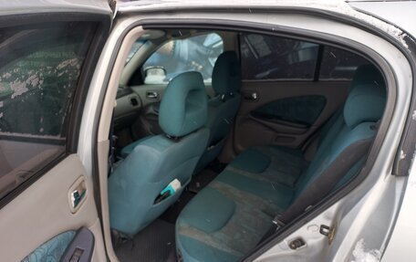 Nissan Almera, 2000 год, 350 000 рублей, 3 фотография