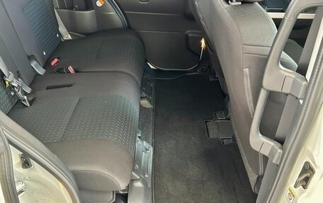 Toyota Roomy I, 2022 год, 979 099 рублей, 20 фотография